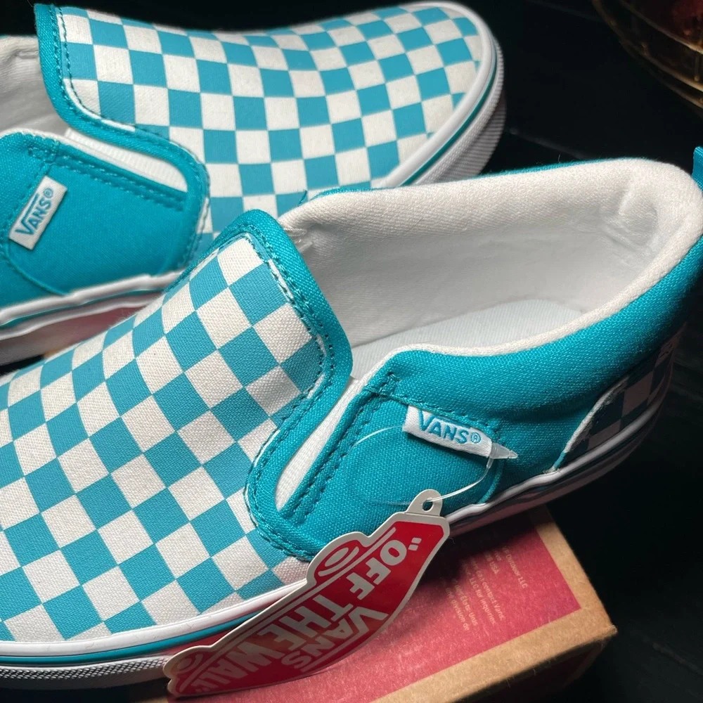Checkerboard vans - Picture 7 of 14